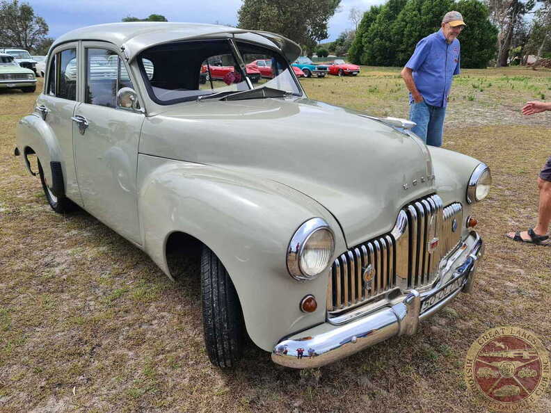 1950 Holden 48-215.jpg